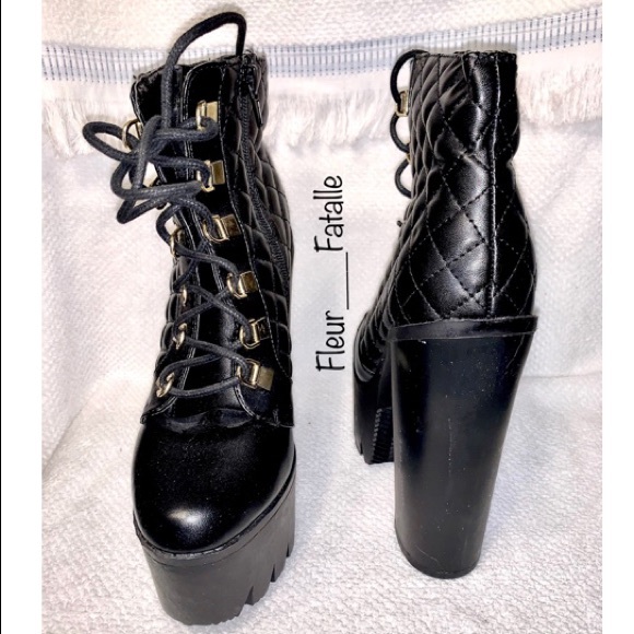 Gorgeous Black Ankle Booties 🖤 - Picture 3 of 4